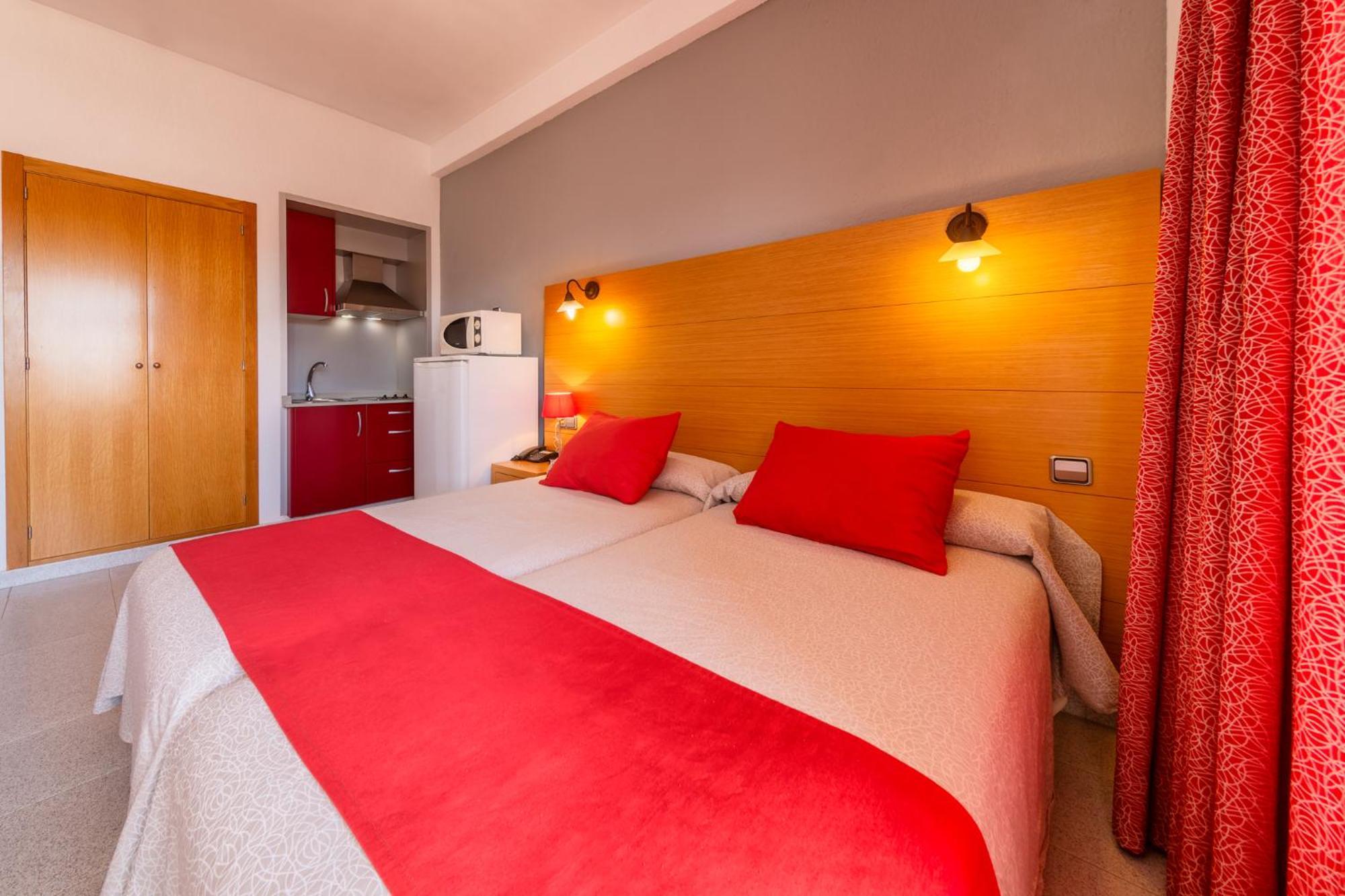 Apartamentos Isla Del Sol 캔파스틸라 외부 사진
