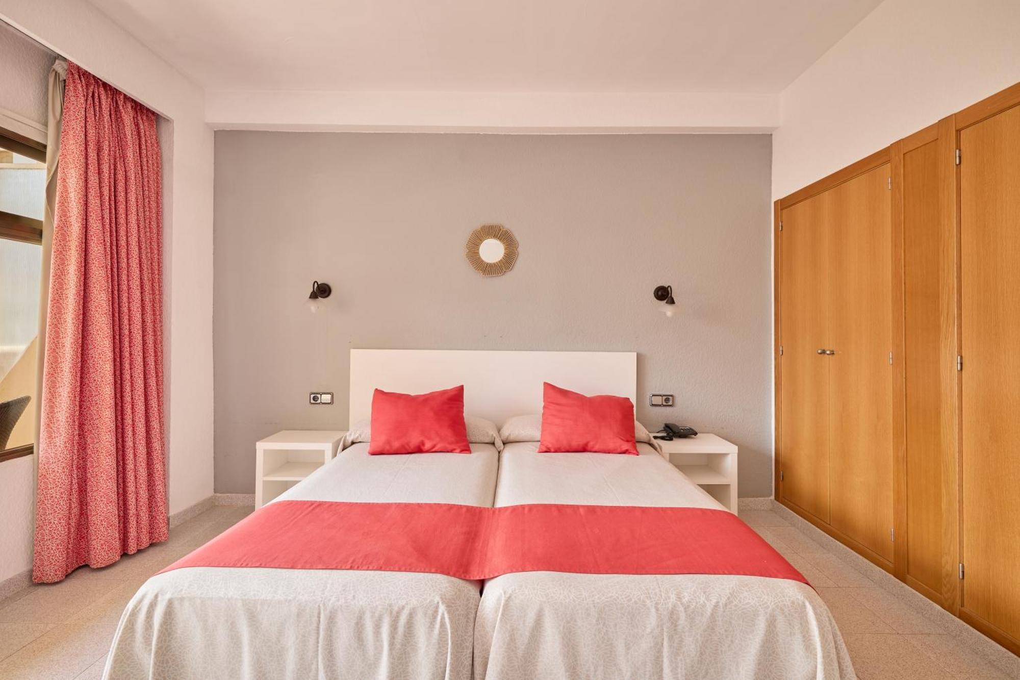 Apartamentos Isla Del Sol 캔파스틸라 외부 사진